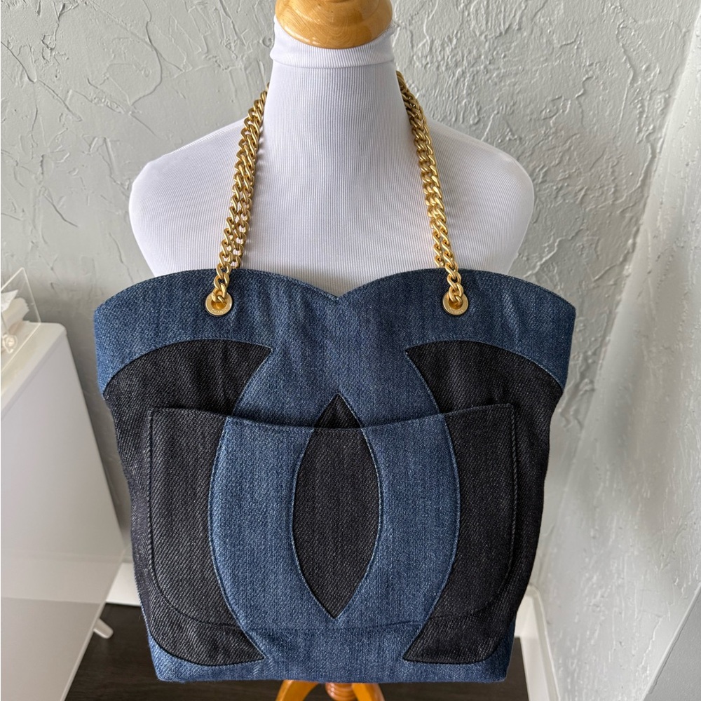 New and Never Used 2 Tone Denim Chanel Shopping tote ( large ) - Picture 2 of 14